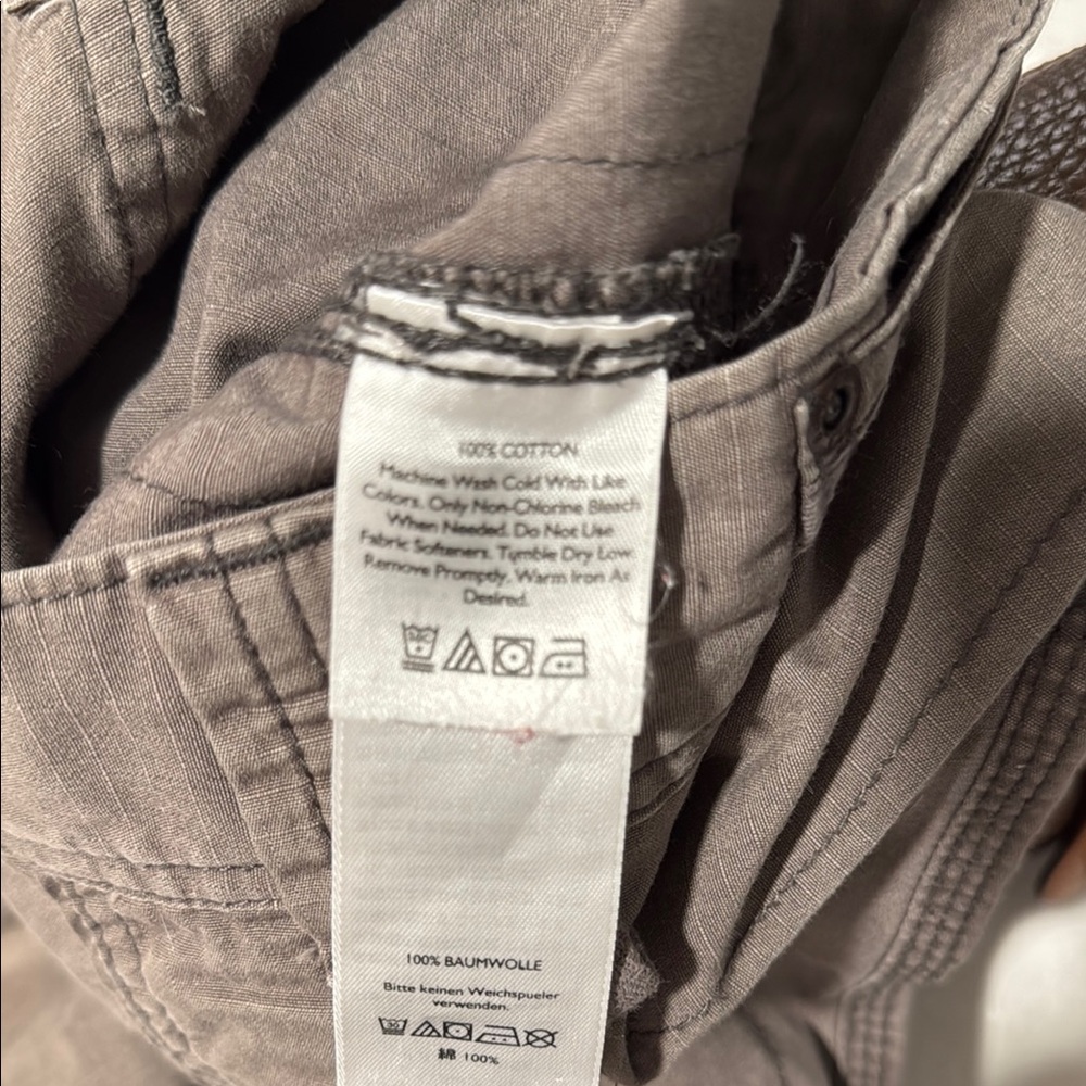 Eddie Bauer Blakely Fit Taupe Cargo Pants - Picture 7 of 7
